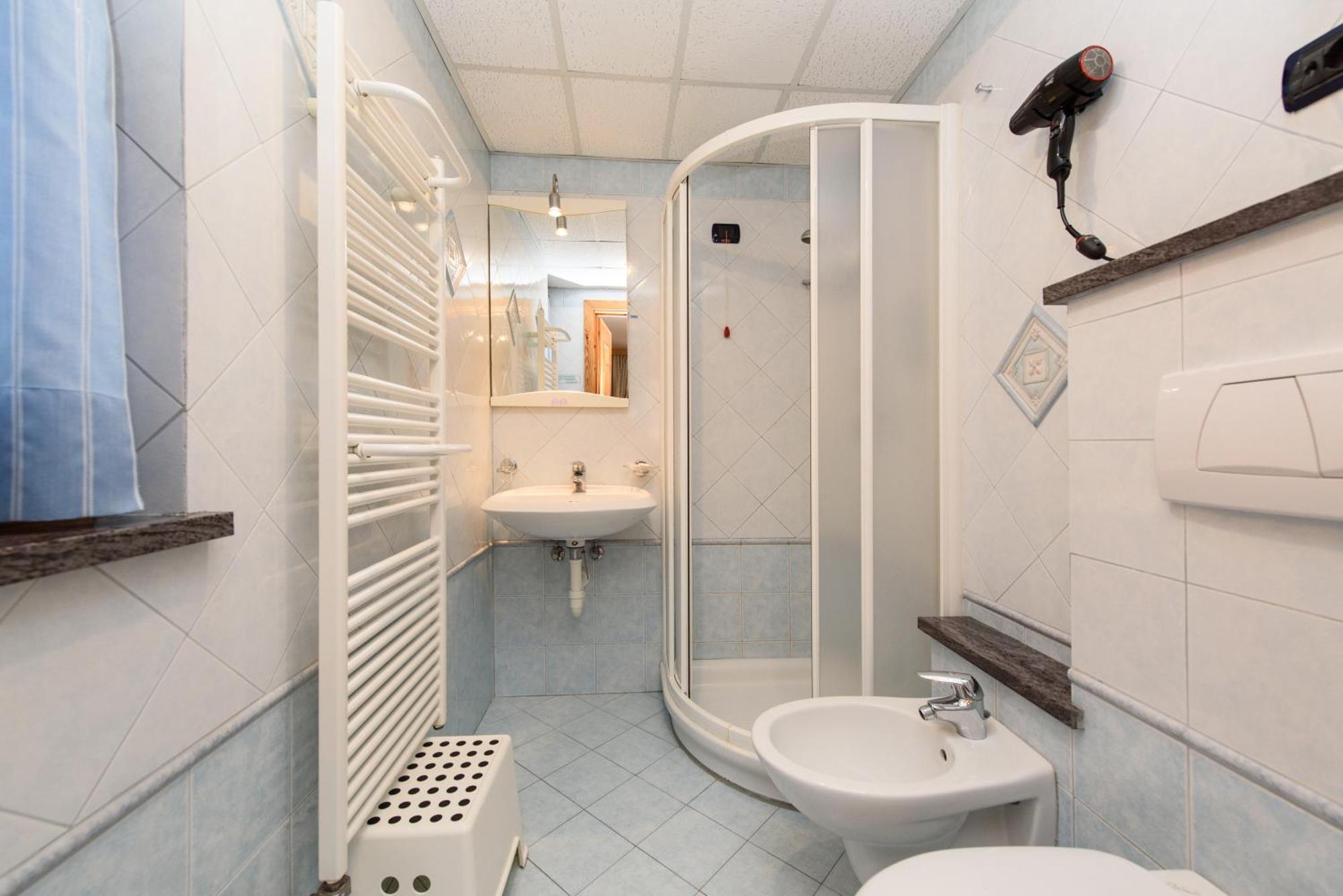 Hotel Des Roses Antey-Saint-Andre Luaran gambar