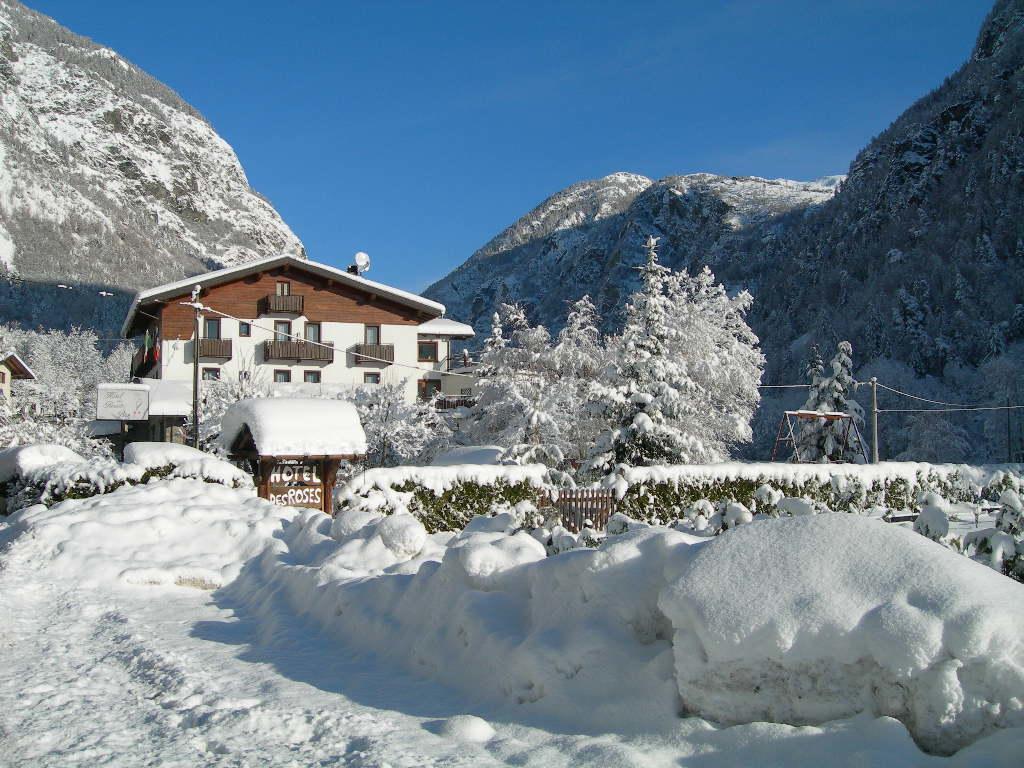 Hotel Des Roses Antey-Saint-Andre Luaran gambar